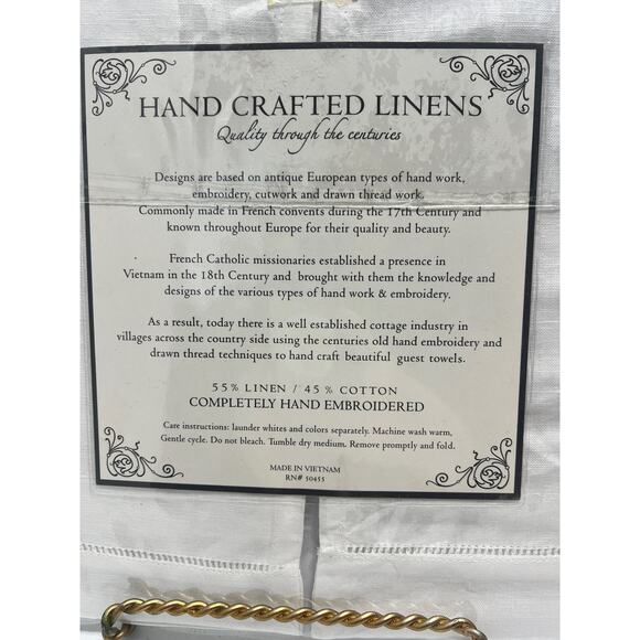 Hand Embroidered Christmas Linen Guest Towels - Picture 4 of 5